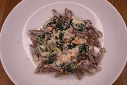 BUCKWHEAT PASTA WITH SALMON AND SPINACH